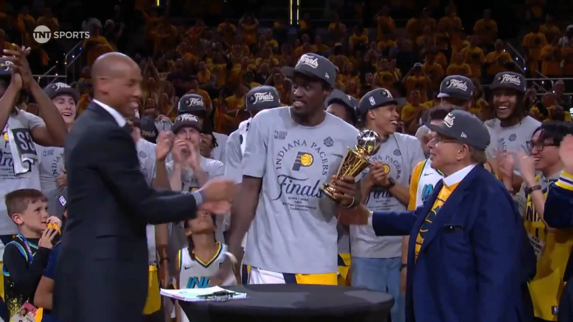  Karsa巅峰对决，梅西与80激战美国队分钟，问鼎冠军胜负难料！-九游会网页版